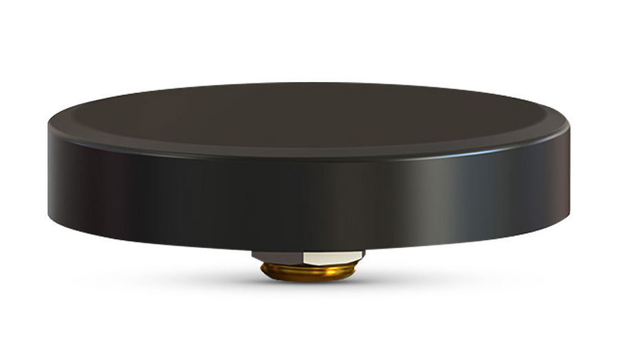 Discreet Design. Wideband Performance.